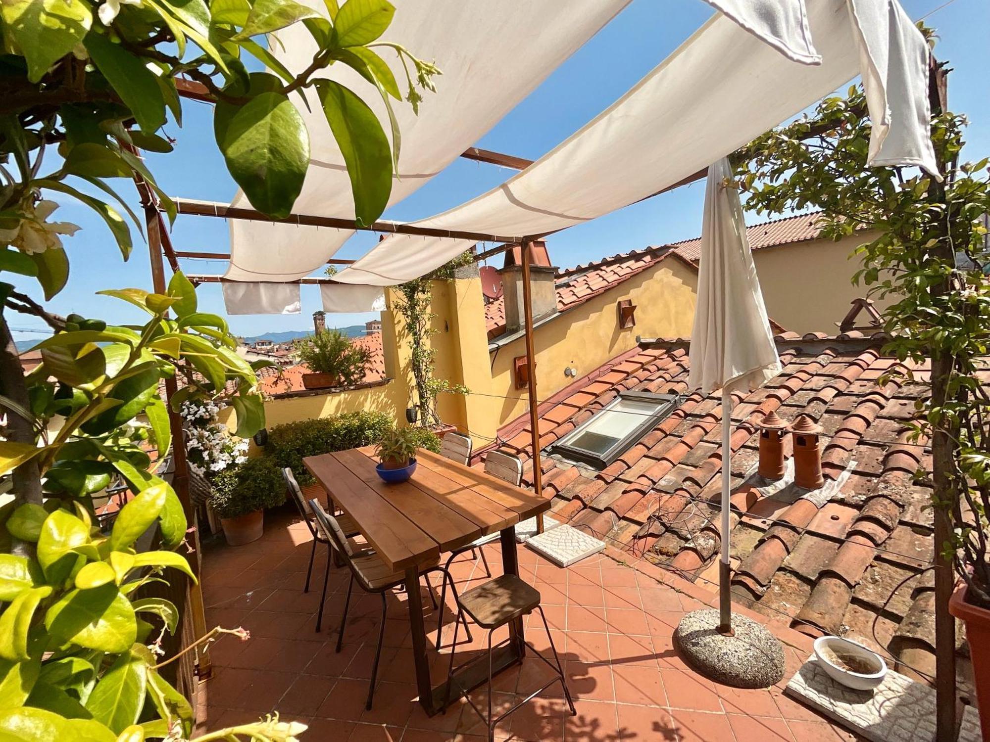 La Terrazza Di Sofia Lucca Exterior foto